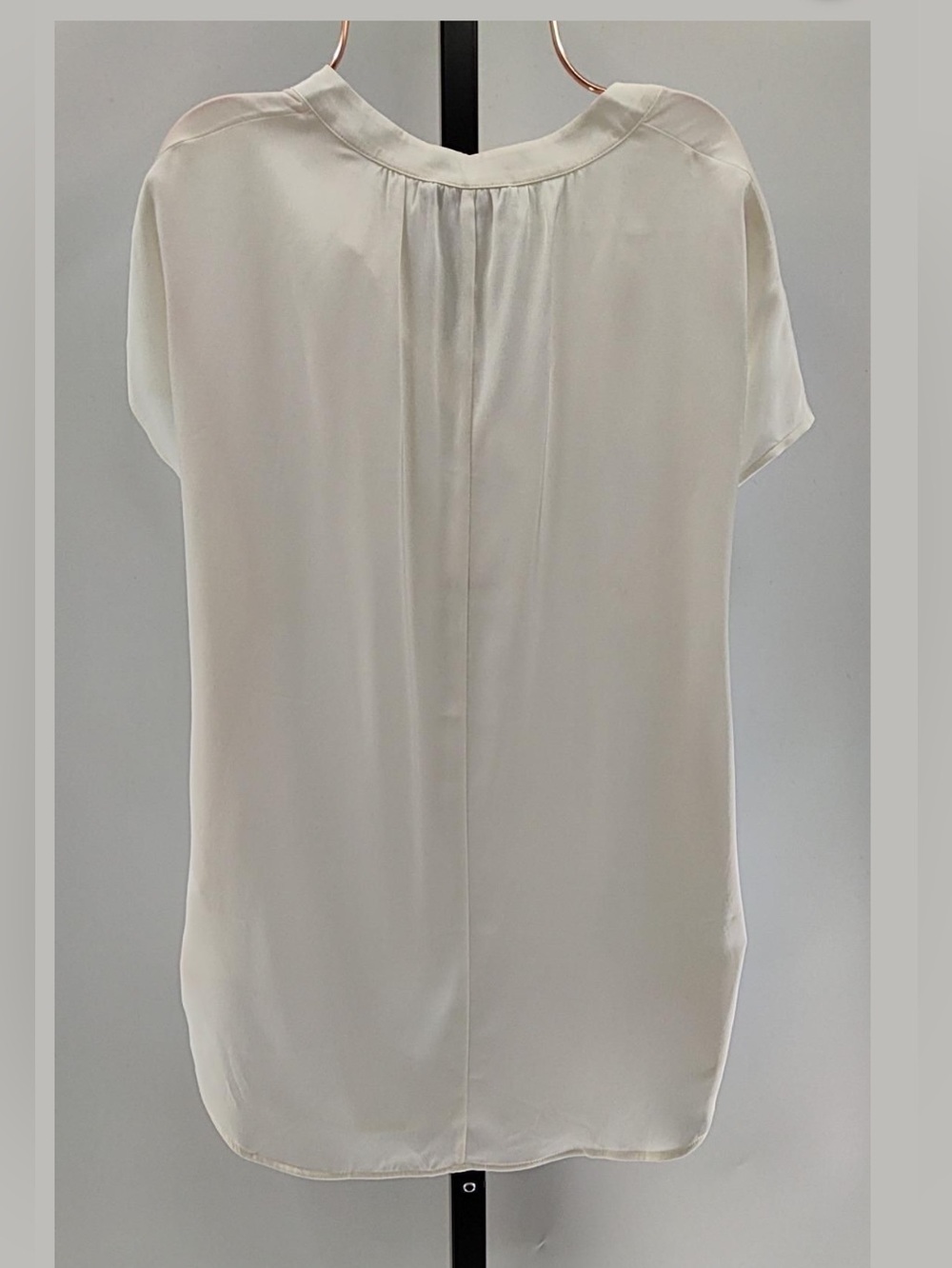 Quince Women Washable
Stretch Silk Dolman
Sleeve Blouse Ivory
Sleeved Top XS - Picture 8 of 10